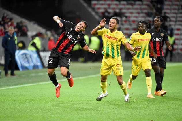 02 FABIO (NAN) - 22 RONY LOPES (NICE) - FAUTE - CHUTE FOOTBALL : Nice vs Nantes - Ligue 1 Uber Eats - 03 10 2020 FEP Panoramic 