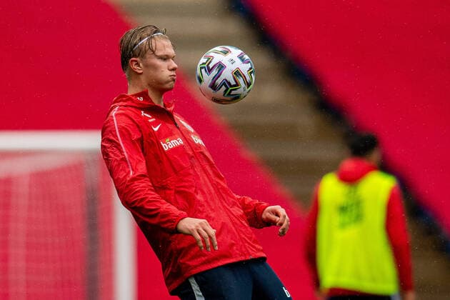 201006 Erling Braut Haaland of the Norwegian national football team during a training session on October 6, 2020 in Oslo Photo Vegard Wivestad Grott BILDBYRAN kod VG VG0047 bbeng fotball football fotboll uefa euro 2020 em qualification em kvalik playoff norge norway training träning training,  Copyright: VEGARDxWIVESTADxGRoTT BB201006VG002