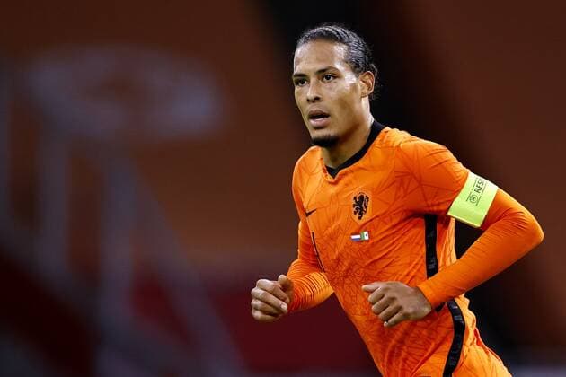 AMSTERDAM - Virgil van Dijk of Holland during the friendly match between the Netherlands and Mexico at the Johan Cruyff Arena on October 07, 2020 in Amsterdam, Netherlands. ANP MAURICE VAN STEEN International Friendly, Länderspiel, Nationalmannschaft match 2020 2021 xVIxANPxSportx xxANPxIVx 423699504