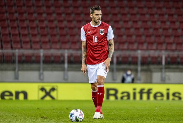 07.10.2020, Woerthersee Stadion, Klagenfurt, AUT, Testspiel, Oesterreich vs Griechenland, im Bild Christopher Trimmel (AUT) Christopher Trimmel (AUT) during the international football friendly match between Austria and Greece at the Woerthersee Stadion in Klagenfurt, Austria on 2020 10 07. **** ONLY GER;FRA;ITA;ESP;SUISSE;GBR **** Klagenfurt *** 07 10 2020, Woerthersee Stadium, Klagenfurt, AUT, Test match, Austria vs. Greece, in the picture Christopher Trimmel AUT Christopher Trimmel AUT during the international football friendly match between Austria and Greece at the Woerthersee Stadium in Klagenfurt, Austria on 2020 10 07 ONLY GER FRA ITA ESP SUISSE GBR Klagenfurt  EP_gro  
