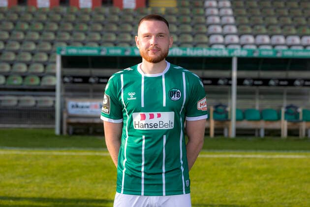 Tim Weissmann No. 2, VfB Luebeck VfB Lübeck, 3 Liga, portrait date 2020 2021 Lübeck Schleswig Holstein Germany Dietmar Scholze Stadium on the L Copyright: xAgentur54GradFelixxKoenigx