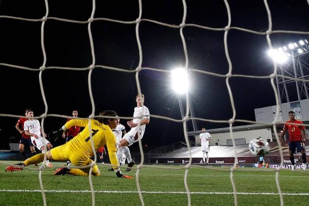 Switzerland s Yann Sammer (C-L) reacts after the 1-0 during the UEFA Nations League group stage, group 4 soccer match, between Spain and Switzerland at Alfredo di Stefano stadium in Madrid, Spain, 10 October 2020. Spain - Switzerland !ACHTUNG: NUR REDAKTIONELLE NUTZUNG!  Copyright: xChemaxMoyax GRAF8637 20201010-637379638916492801