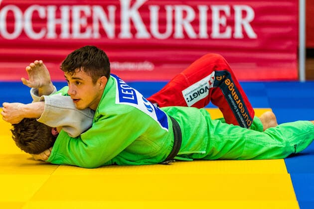 10 10 2020, Brandenburg, Senftenberg Judo Bundesliga Final Men 2020 Leon Cedrik Philipp, SUA Witten, Maximilian Zimmermann, KSC Asahi Spremberg photo Eibner Hammerschmidt Judo Bundesliga Final Men 2020 Senftenberg Copyright: xHammerschmidtx Eibner-Pressefotox EP_fhamm
