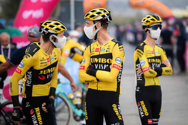 Photo Marco Alpozzi LaPresse October 11, 2020 Italy Cycling Giro d Italia 2020 - 103th edition - Stage 9 - from San Salvo to Roccaraso (Aremogna) In the pic: TEAM JUMBO - VISMA  Copyright: xMarcoxAlpozz LaPressex