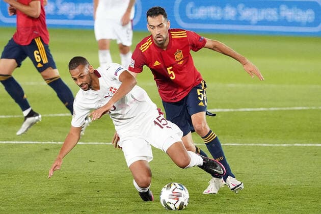Spain s Sergio Busquets (r) and Switzerland s Djibril Sow during UEFA Nations League 2020 League Phase match. October 10,2020. (20201010335)