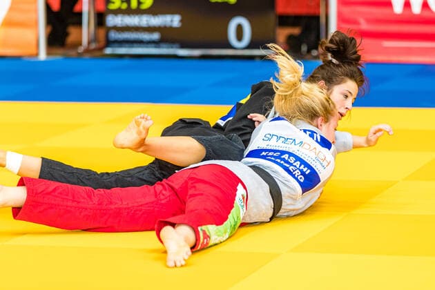 11 10 2020, Brandenburg, Senftenberg Judo Second Bundesliga Final Women 2020 Jolyne Marten, KSC Asahi Spremberg, Dominique Denkewitz, JC Wiesbaden Judo Second Bundesliga Final Women 2020 Senftenberg Copyright: xHammerschmidtx Eibner-Pressefotox EP_fhamm