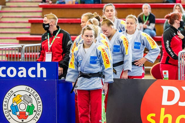 11 10 2020, Brandenburg, Senftenberg Judo Second Bundesliga Final Women 2020 The team of KSC Asahi Spremberg is in the line-up Judo Second Bundesliga Final Women 2020 Senftenberg Copyright: xHammerschmidtx Eibner-Pressefotox EP_fhamm