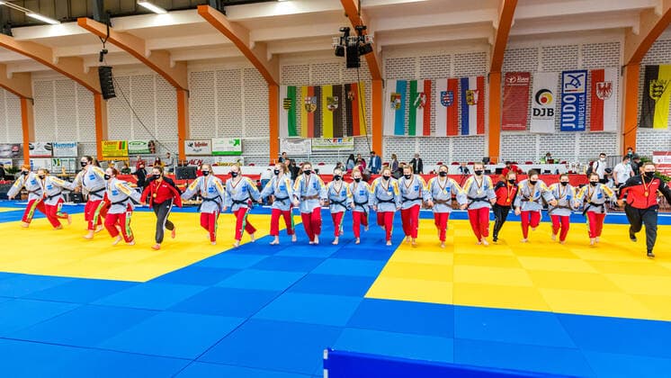 11 10 2020, Brandenburg, Senftenberg Judo Second Bundesliga Final Women 2020 KSC Asahi Spremberg is Champion of the Second Judo Bundesliga Women Judo Second Bundesliga Final Women 2020 Senftenberg Copyright: xHammerschmidtx Eibner-Pressefotox EP_fhamm