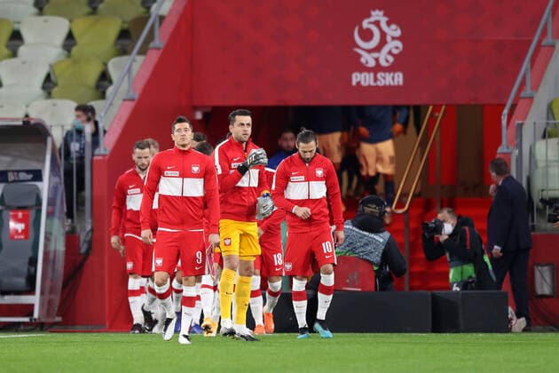 GDANSK 11.10.2020 MECZ 3. KOLEJKA LIGA NARODOW GRUPA A1 SEZON 2020 21: POLSKA - WLOCHY --- 2020-21 UEFA NATIONS LEAGUE GROUP A1 FOOTBALL MATCH: POLAND - ITALY ROBERT LEWANDOWSKI LUKASZ FABIANSKI PILKARZE POLSKI FOT. PIOTR KUCZA FOTOPYK NEWSPIX.PL --- Newspix.pl  201011PYK0005