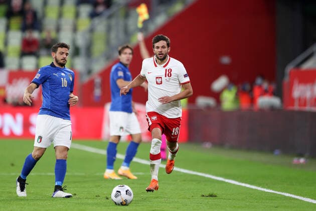 GDANSK 11.10.2020 MECZ 3. KOLEJKA LIGA NARODOW GRUPA A1 SEZON 2020 21: POLSKA - WLOCHY --- 2020-21 UEFA NATIONS LEAGUE GROUP A1 FOOTBALL MATCH: POLAND - ITALY BARTOSZ BERESZYNSKI FOT. PIOTR KUCZA FOTOPYK NEWSPIX.PL --- Newspix.pl  201011PYK0019