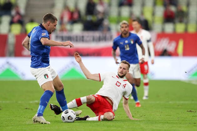GDANSK 11.10.2020 MECZ 3. KOLEJKA LIGA NARODOW GRUPA A1 SEZON 2020 21: POLSKA - WLOCHY 0:0 --- 2020-21 UEFA NATIONS LEAGUE GROUP A1 FOOTBALL MATCH: POLAND - ITALY 0:0 ANDREA BELOTTI TOMASZ KEDZIORA FOT. PIOTR KUCZA FOTOPYK NEWSPIX.PL --- Newspix.pl  201011PYK0071