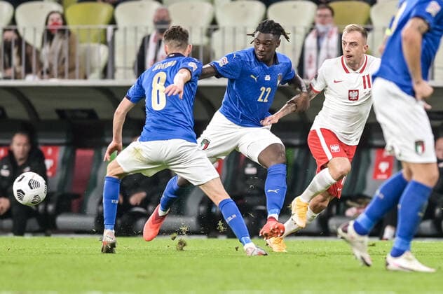 11.10.2020 GDANSK PILKA NOZNA - LIGA NARODOW UEFA MECZ GRUPY A POLSKA - WLOCHY Football - UEFA Nations League group A match Poland - Italy N Z KAMIL GROSICKI MOISE KEAN FOT MATEUSZ SLODKOWSKI FOTONEWS NEWSPIX.PL --- Newspix.pl  20201011FNMS206
