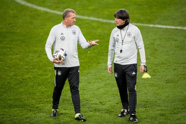 UEFA Nations League Final Training Germany 12 10 2020 Andreas Koepke Goalkeeping Coach Germany , Joachim Loew Coach Germany UEFA Nations League Div A Germany Switzerland Final Training Germany 12 10 2020 DFB REGULATIONS PROHIBIT ANY USE OF PHOTOGRAPHS AS IMAGE SEQUENCES AND OR QUASI VIDEO Copyright: xBEAUTIFULxSPORTS Wunderlx