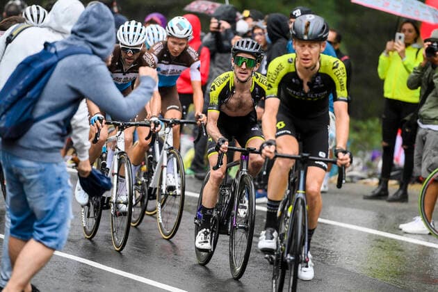 Photo Marco Alpozzi LaPresse October 05, 2020 Italy Cycling Giro d Italia 2020 - 103th edition - Stage 3 - from Enna to Etna (Linguaglossa-Piano Provenzana) In the pic: YATES Simon( GBR )MITCHELTON - SCOTT  Copyright: xMarcoxAlpozzi LaPresse xMarcoxAlx