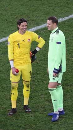 Germany, Cologne, Rhein Energie Stadion, 13 10 2020, emspor, emonline, euspor, euonline, Germany vs Switzerland, Football, UEFA Nations League Bild v li Goalie Yann Sommer Switzerland and Goalie Manuel Neuer Germany DFL REGULATIONS PROHIBIT ANY USE OF PHOTOGRAPHS AS IMAGE SEQUENCES AND OR QUASI VIDEO Copyright: HMBxMedia xHeikoxBecker