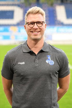 Athletics Coach Daniel Philipp MSV Duisburg Women 12 10 2020, Football, Women Football Bundesliga, MSV Duisburg Teampraesentation 2020 21 DFL DFB REGULATIONS PROHIBIT ANY USE OF PHOTOGRAPHS AS IMAGE SEQUENCES AND OR QUASI VIDEO 12 10 2020, Football, Women Football Bundesliga, MSV Duisburg Teampraesentation 2020 21 Duisburg Copyright: xThomasxThienelx Eibner-Pressefotox EP_ttl