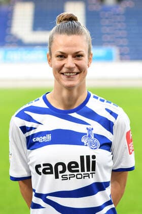 Anja Kirsten MSV Duisburg Women 12 10 2020, Football, Women Football Bundesliga, MSV Duisburg Teampraesentation 2020 21 DFL DFB REGULATIONS PROHIBIT ANY USE OF PHOTOGRAPHS AS IMAGE SEQUENCES AND OR QUASI VIDEO 12 10 2020, Football, Women Football Bundesliga, MSV Duisburg Teampraesentation 2020 21 Duisburg Copyright: xThomasxThienelx Eibner-Pressefotox EP_ttl
