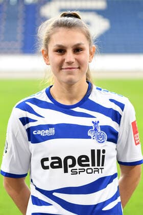 Antonia Halverkamps MSV Duisburg Women 12 10 2020, Football, Women Football Bundesliga, MSV Duisburg Teampraesentation 2020 21 DFL DFB REGULATIONS PROHIBIT ANY USE OF PHOTOGRAPHS AS IMAGE SEQUENCES AND OR QUASI VIDEO 12 10 2020, Football, Women Football Bundesliga, MSV Duisburg Teampraesentation 2020 21 Duisburg Copyright: xThomasxThienelx Eibner-Pressefotox EP_ttl