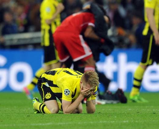 Championsleague Final Borussia Dortmund FC Bayern Muenchen 25 05 2013 Marco Reus BvB disappointed after the final whistle In the background the Bavarians are cheering HM