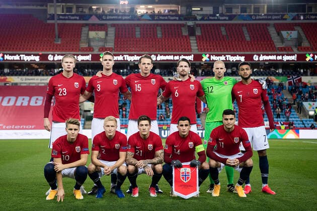 201014 The starting eleven of Norway pose for a team photo ahead of the UEFA Nations League football match between Norway and Northern Ireland on October 14, 2020 in Oslo Top Left Erling Braut Haaland, Kristoffer Aje, Sander Berge, Stefan Strandberg, goalkeeper Andre Hansen and Joshua King Bottom Left Martin odegaard, Birger Meling, Mathias Normann, Omar Elabdellaoui and Mohamed Â «MoiÂ» Elyounoussi Photo Vegard Wivestad Grott BILDBYRAN kod VG VG0057 bbeng fotboll football fotball soccer uefa nations league landskamp norge norway northern ireland nordirland,  Copyright: VEGARDxWIVESTADxGRoTT BB201014VG008