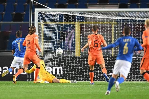 BERGAMO, 14-10-2020, football, UEFA Nations League, season 2020 2021, Italy player Lorenzo Pellegrini scoring 1-0 during the match Italy - Netherlands Italy - Netherlands  x9566066x Copyright:
