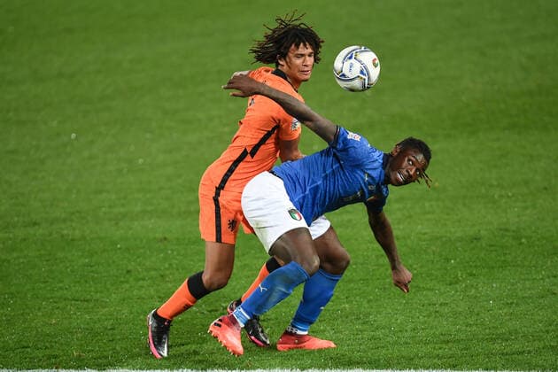 Nathan Ake of Netherlands and Moise Kean of Italy during the Uefa Nation League Group Stage A1 football match between Italy and Netherlands at Atleti azzurri d Italia Stadium in Bergamo (Italy), October, 14, 2020. Photo Andrea Staccioli Insidefoto andreaxstaccioli