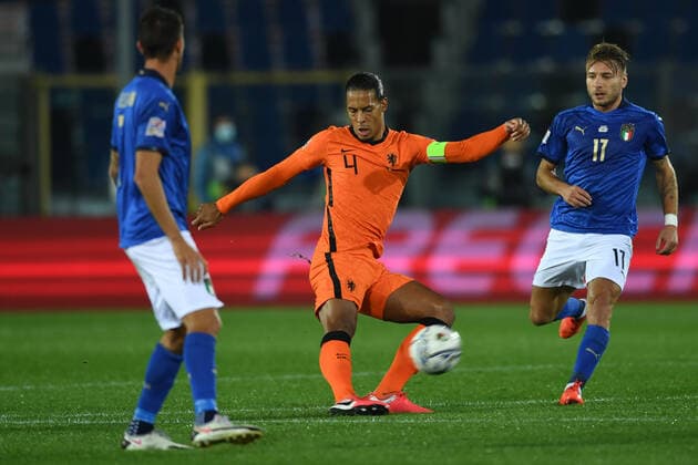 Virgil van Dijk (Netherlands)Ciro Immobile (Italy) during the Uefa Nations League 2020-2021 match between Italy 1-1 Neterlands at Gewiss Stadium October 14, 2020 in Bergamo, Italy. Noxthirdxpartyxsales  (146364409)