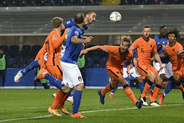 Leonardo Bonucci (Italy)Luuk de Jong (Netherlands) during the Uefa Nations League 2020-2021 match between Italy 1-1 Neterlands at Gewiss Stadium October 14, 2020 in Bergamo, Italy. Noxthirdxpartyxsales  (146364541)