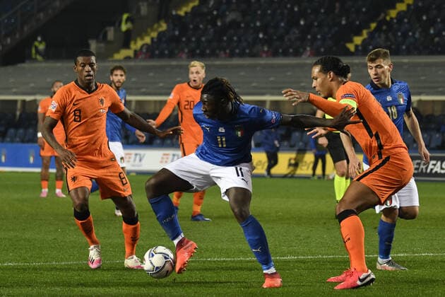 Georginio Wijnaldum (Netherlands)Moise Kean (Italy)Virgil van Dijk (Netherlands) during the Uefa Nations League 2020-2021 match between Italy 1-1 Neterlands at Gewiss Stadium October 14, 2020 in Bergamo, Italy. Noxthirdxpartyxsales  (146364566)
