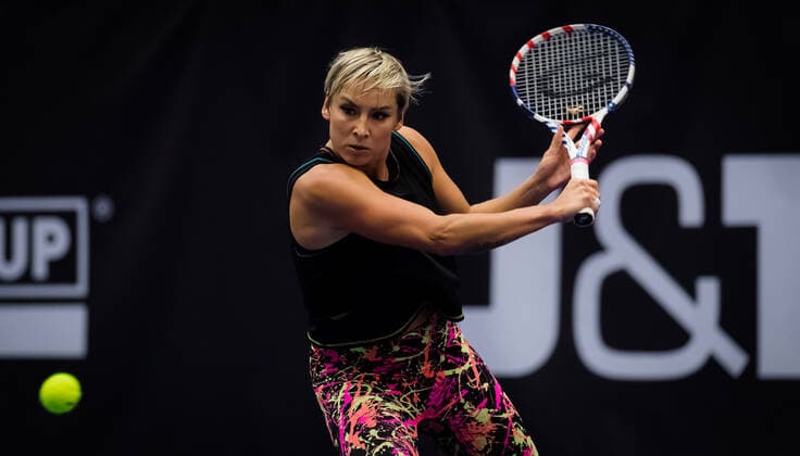 October 16, 2020, Ostrava, CZECH REPUBLIC: Bethanie Mattek-Sands of the United States during practice at the 2020 J&T Banka Ostrava Open WTA, Tennis Damen Premier tennis tournament Ostrava CZECH REPUBLIC - ZUMAa181 20201016_zaa_a181_112 Copyright: xRobxPrangex