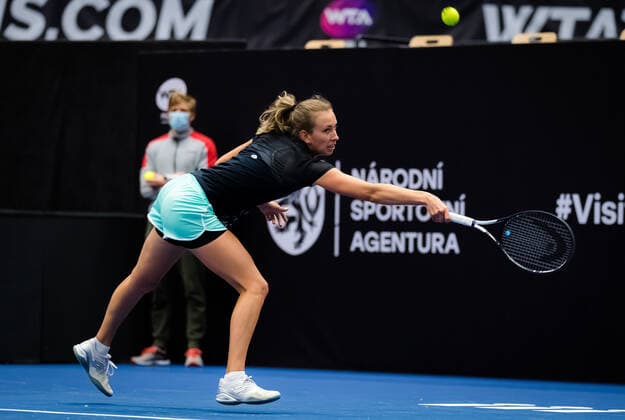 October 17, 2020, Ostrava, CZECH REPUBLIC: Elise Mertens of Belgium during practice at the 2020 J&T Banka Ostrava Open WTA, Tennis Damen Premier tennis tournament Ostrava CZECH REPUBLIC - ZUMAa181 20201017_zaa_a181_023 Copyright: xRobxPrangex