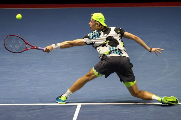 ST PETERSBURG, RUSSIA - OCTOBER 17, 2020: Canada s Denis Shapovalov returns the ball in a semifinal match against Russia s Andrey Rublev at the St Petersburg Open 2020 international tournament held at Sibur Arena. Alexander Demianchuk TASS  TS0EB25A