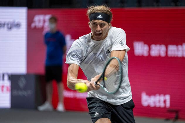 In Alexander ZVEREV GER , Alexander ZVEREV GER vs Alejandro DAVIDOVICH FOKINA ESP , TENNIS, bett1hulks Indoor, 1 semi-final, 17 10 2020, GER, TENNIS, ATP TOUR, bett1hulks Indoor, 1 semi-final, Alexander ZVEREV GER vs Alejandro DAVIDOVICH FOKINA ESP , 17 10 2020 KOELN Copyright: xEibnerxPressefotox xBenjaminxSOELZERx EP_BSO