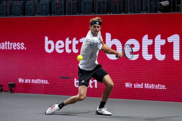 In Alexander ZVEREV GER , Alexander ZVEREV GER vs Alejandro DAVIDOVICH FOKINA ESP , TENNIS, bett1hulks Indoor, 1 semi-final, 17 10 2020, GER, TENNIS, ATP TOUR, bett1hulks Indoor, 1 semi-final, Alexander ZVEREV GER vs Alejandro DAVIDOVICH FOKINA ESP , 17 10 2020 KOELN Copyright: xEibnerxPressefotox xBenjaminxSOELZERx EP_BSO