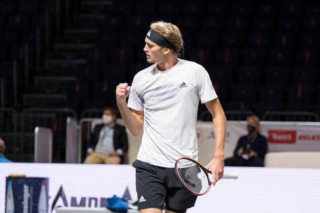 In Alexander ZVEREV GER , Alexander ZVEREV GER vs Alejandro DAVIDOVICH FOKINA ESP , TENNIS, bett1hulks Indoor, 1 semi-final, 17 10 2020, GER, TENNIS, ATP TOUR, bett1hulks Indoor, 1 semi-final, Alexander ZVEREV GER vs Alejandro DAVIDOVICH FOKINA ESP , 17 10 2020 KOELN Copyright: xEibnerxPressefotox xBenjaminxSOELZERx EP_BSO