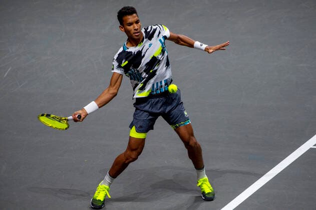 In Felix AUGER ALIASSIME CAN , Felix AUGER ALIASSIME CAN vs ARoberto BAUTISTA AGUT ESP , TENNIS, bett1hulks Indoor, 2 semi-finals, 17 10 2020, GER, TENNIS, ATP TOUR, bett1hulks Indoor, 2 semi-finals, Felix AUGER ALIASSIME CAN vs ARoberto BAUTISTA AGUT ESP , 17 10 2020 COLOGNE Copyright: xEibnerxPressefotox xBenjaminxSOELZERx EP_BSO