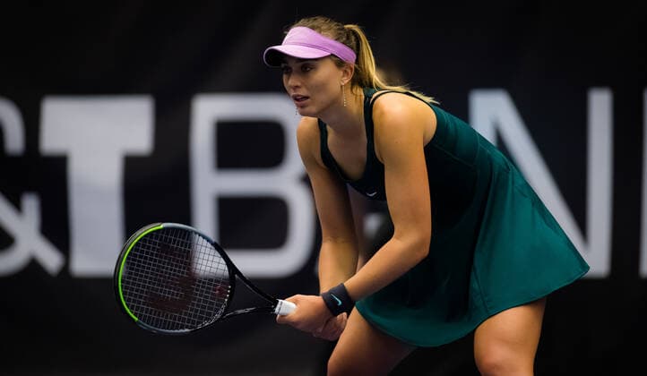 October 17, 2020, Ostrava, CZECH REPUBLIC: Paula Badosa of Spain in action during the first qualifications round at the 2020 J&T Banka Ostrava Open WTA, Tennis Damen Premier tennis tournament against Sorana Cirstea of Romania Ostrava CZECH REPUBLIC - ZUMAa181 20201017_zaa_a181_338 Copyright: xRobxPrangex
