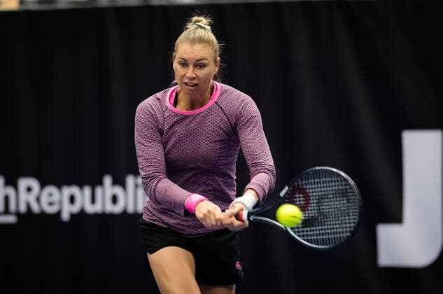 October 17, 2020, Ostrava, CZECH REPUBLIC: Vera Zvonareva of Russia during practice at the 2020 J&T Banka Ostrava Open WTA, Tennis Damen Premier tennis tournament Ostrava CZECH REPUBLIC - ZUMAa181 20201017_zaa_a181_363 Copyright: xRobxPrangex