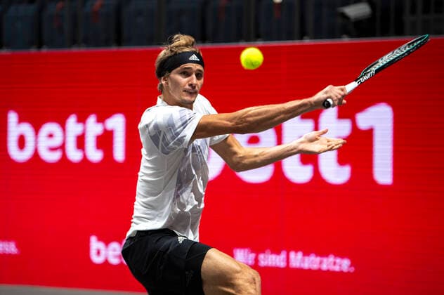 In Alexander ZVEREV GER , Alexander ZVEREV GER vs Felix AUGER ALIASSIME CAN , TENNIS, bett1hulks Indoor, FINALE, 18 10 2020, GER, TENNIS, ATP TOUR, bett1hulks Indoor, FINALE, Alexander ZVEREV GER vs Felix AUGER ALIASSIME CAN , 18 10 2020 COLOGNE Copyright: xEibnerxPressefotox xBenjaminxSOELZERx EP_BSO