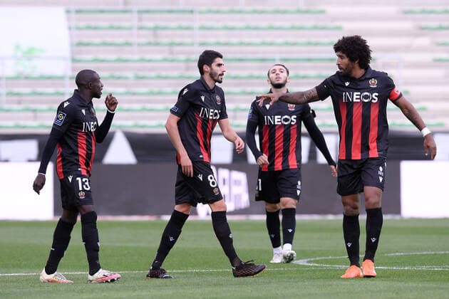 JOIE - FAIR PLAY - 08 PIERRE LEES MELOU (NICE) - 04 DANTE (NICE) FOOTBALL : Saint Etienne vs Nice - Ligue 1 Uber Eats - 18 10 2020 FEP Panoramic 