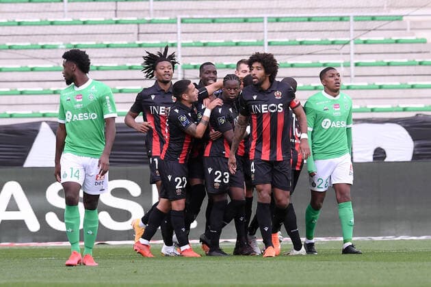 JOIE - FAIR PLAY - 19 KHEPHREN THURAM (NICE) - 23 JORDAN LOTOMBA (NICE) - 04 DANTE (NICE) FOOTBALL : Saint Etienne vs Nice - Ligue 1 Uber Eats - 18 10 2020 FEP Panoramic 