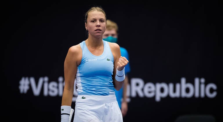 October 19, 2020, Ostrava, CZECH REPUBLIC: Anett Kontaveit of Estonia in action during the first round at the 2020 J&T Banka Ostrava Open WTA, Tennis Damen Premier tennis tournament against Ekaterina Alexandrova of Russia Ostrava CZECH REPUBLIC - ZUMAa181 20201019_zaa_a181_063 Copyright: xRobxPrangex