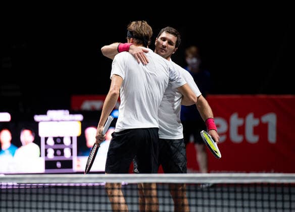 bett1HULKS CHAMPIONSHIP 2020, Cologne, Cologne Alexander Zverev GER and Mischa Zverev GER bett1HULKS CHAMPIONSHIP