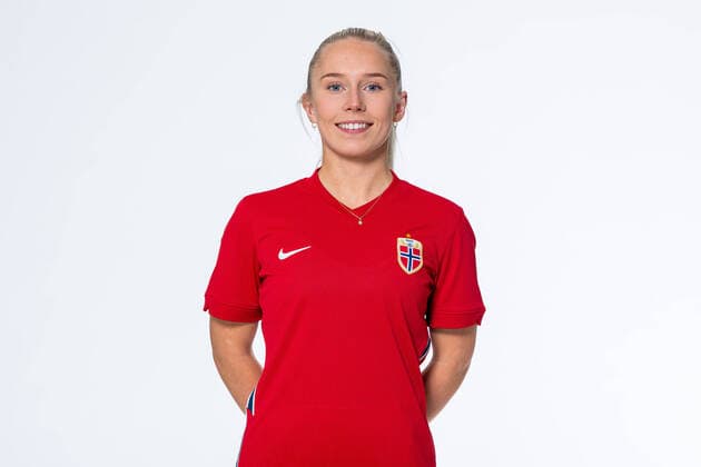201022 Thea Bjelde of the Norwegian womens national football team poses for a portrait on October 22, 2020 in Oslo Photo Vegard Wivestad Grott BILDBYRAN kod VG VG0061 bbeng fotball fotboll football norge norway a kvinnor portrett porträtt portraits dam,  Copyright: VEGARDxWIVESTADxGRoTT BB201022VG008