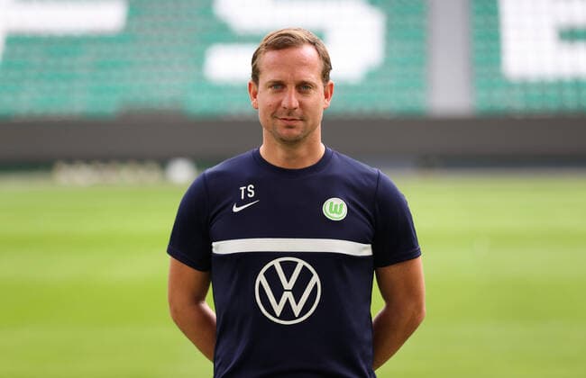 Co-Coach Thomas Sageder VfL Wolfsburg 1 BL, portrait date 2020 2021, Wolfsburg