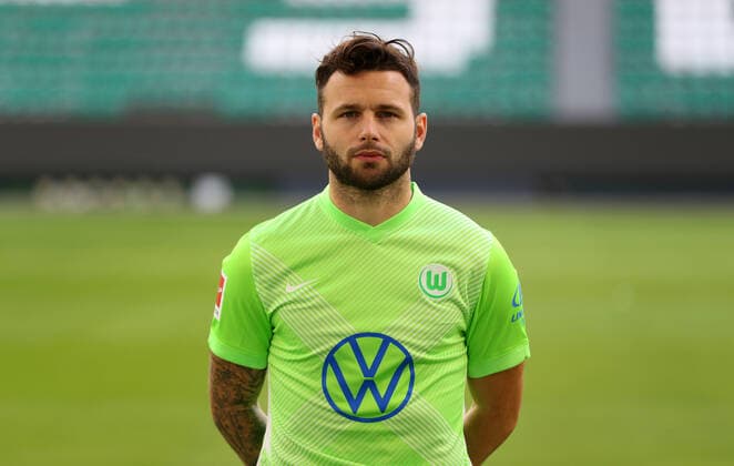 Renato Steffen VfL Wolfsburg 1 BL, portrait date 2020 2021, Wolfsburg