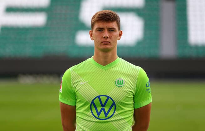 Bartosz Bialek VfL Wolfsburg 1 BL, portrait date 2020 2021, Wolfsburg