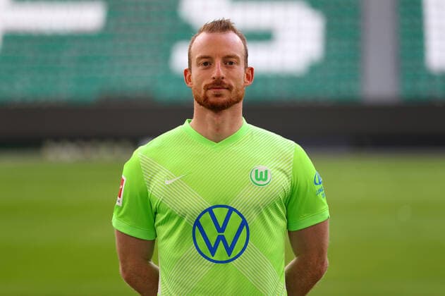 Maximilian Arnold VfL Wolfsburg 1 BL, portrait date 2020 2021, Wolfsburg