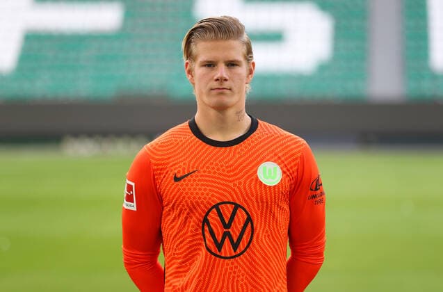 Goalkeeper Lino Kasten VfL Wolfsburg 1 BL, portrait date 2020 2021, Wolfsburg