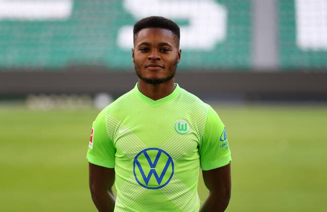 Ridle Baku VfL Wolfsburg 1 BL, portrait date 2020 2021, Wolfsburg